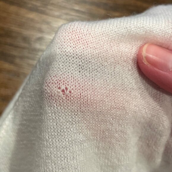 NWT J.Crew Women's Sz 2X Oversized Featherweight Cashmere V-Neck Sweater CJ437 - Picture 4 of 11